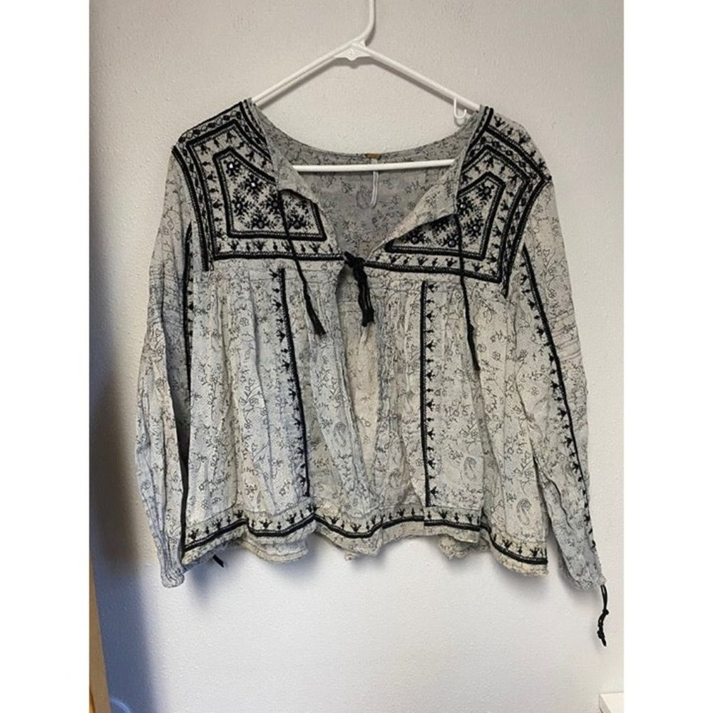 Womens Free People Tie Front Top Size Large!